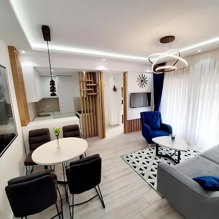 Maritimo Di Cattaro****Lux Apartment With Garage Extérieur photo