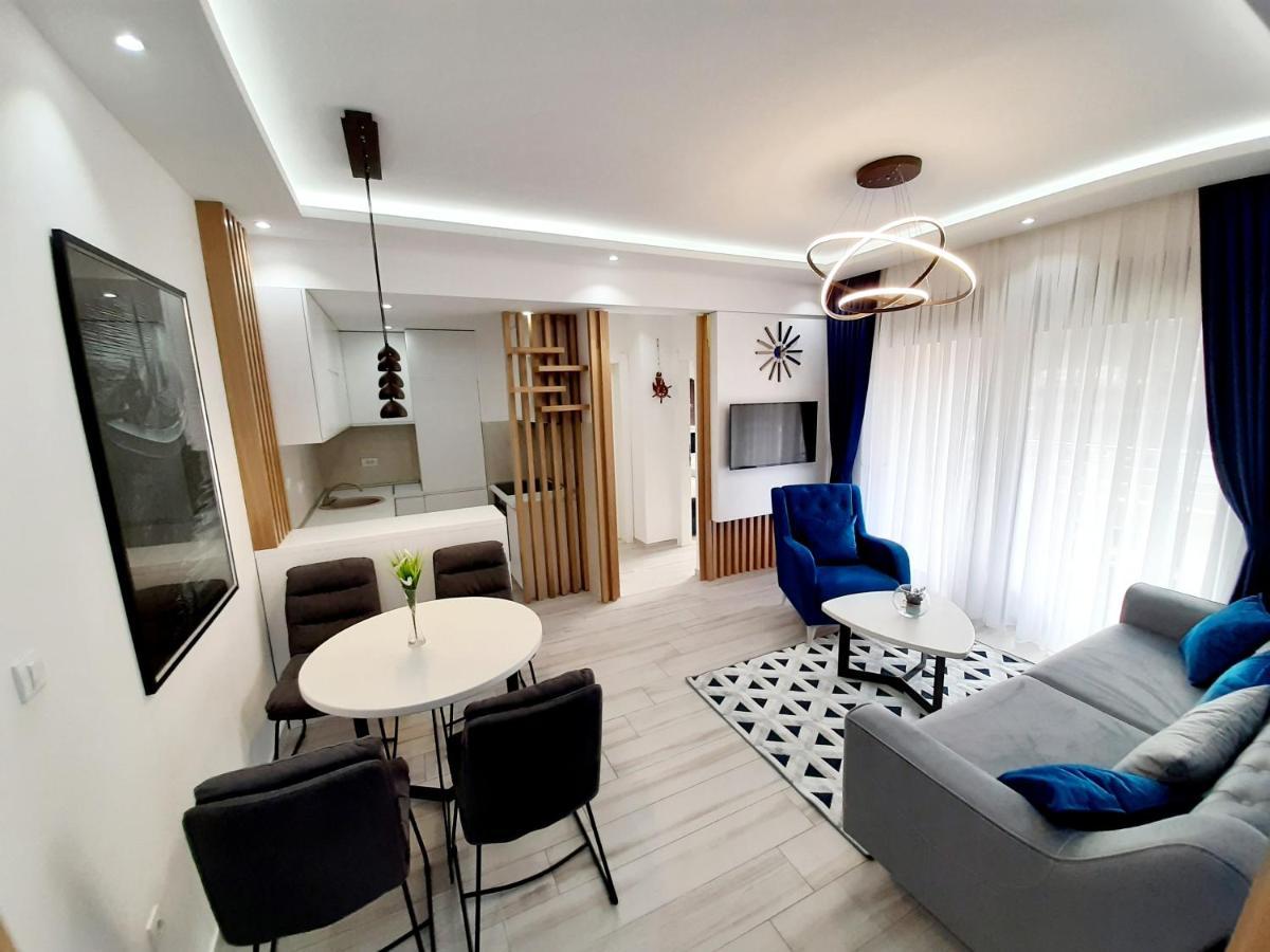 Maritimo Di Cattaro****Lux Apartment With Garage Extérieur photo
