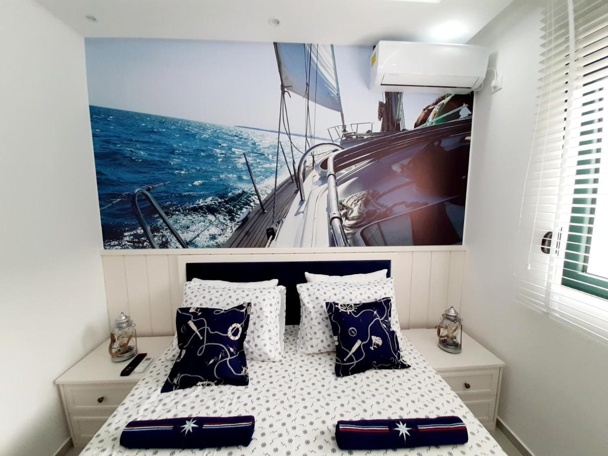 Maritimo Di Cattaro****Lux Apartment With Garage Extérieur photo