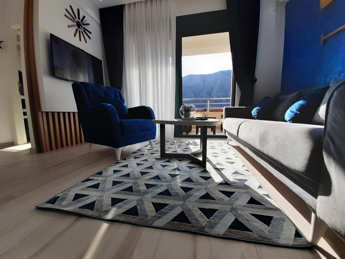 Maritimo Di Cattaro****Lux Apartment With Garage Extérieur photo